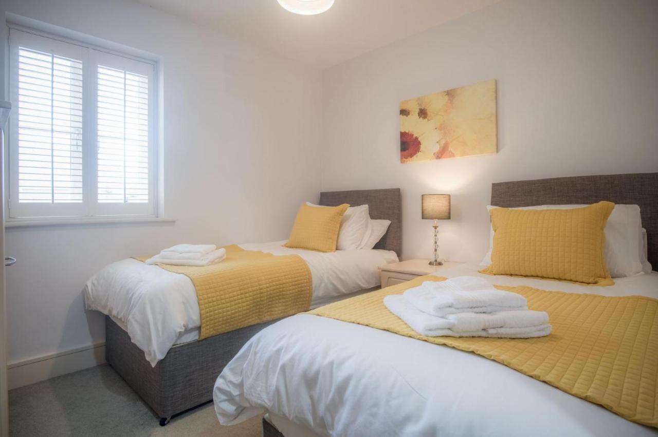 Minarvon - 2 Bedroom Apartment - Saundersfoot Exterior photo