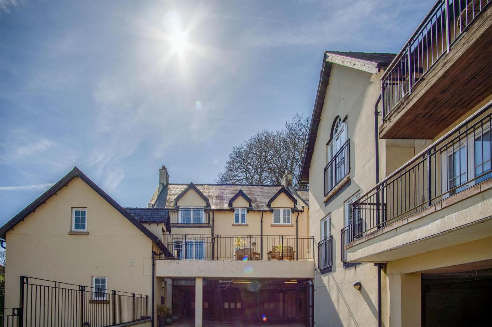 Minarvon - 2 Bedroom Apartment - Saundersfoot Exterior photo